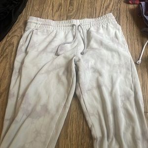 ARITZIA BOYFRIEND JOGGERS GREY TIE DYE